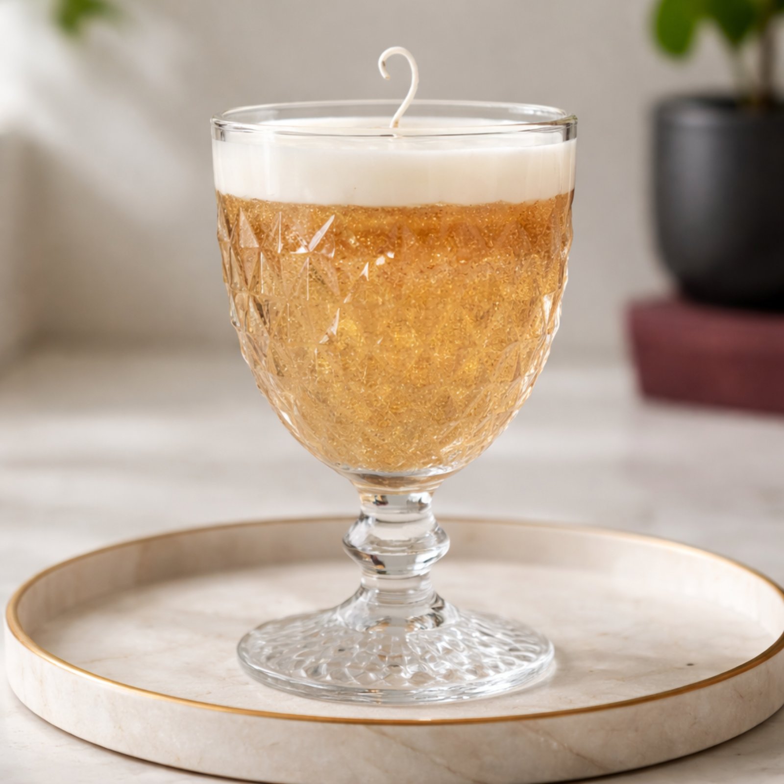 SCENTED SOY CANDLE CHAMPAGNE