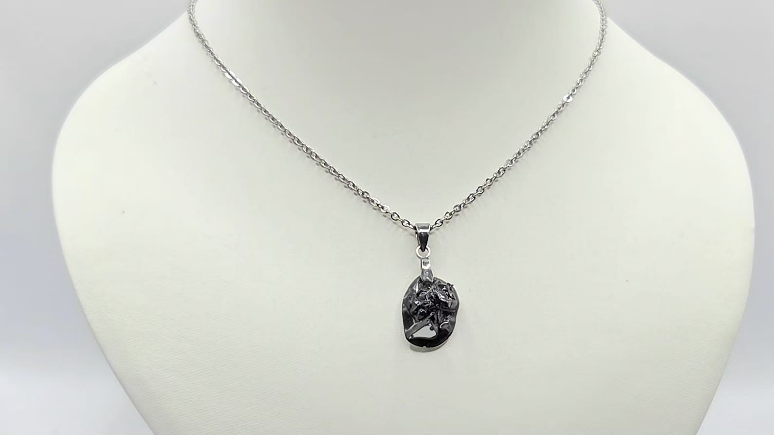 Black Stone Necklace. Cod.51