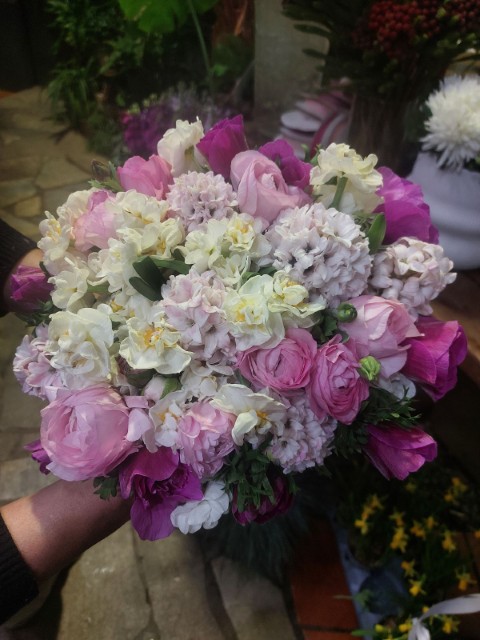 Bouquet with Varied Roses Pink Roses and flowers