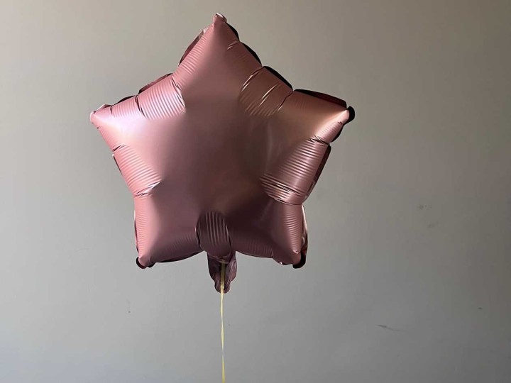 Helium foil balloon star shape