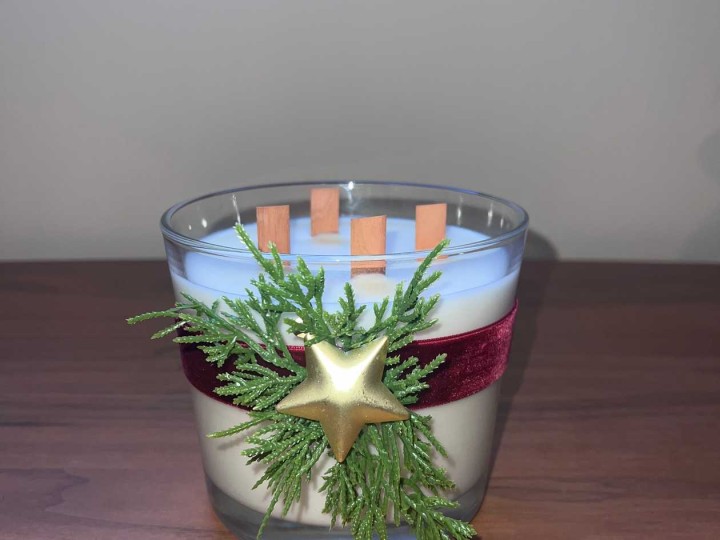 Μεγάλο χριστουγεννιάτικο κερί με υπέροχο άρωμα