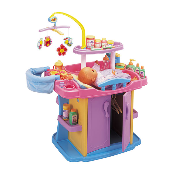 Red Box Nursery Center With 21 Accessories 22510