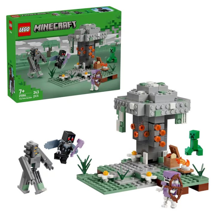 LEGO Minecraft 21586 The Pale Garden  3+ years
