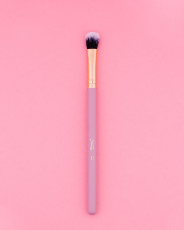 Emmanouela Cosmetics Brush Blending 07