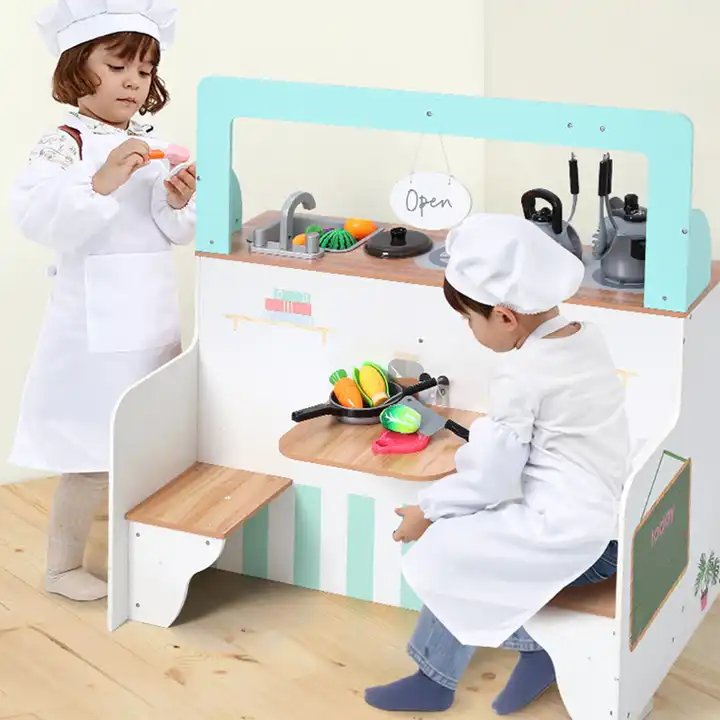 Onshine Role Playing Grand Wooden Kitchen and Restaurant
