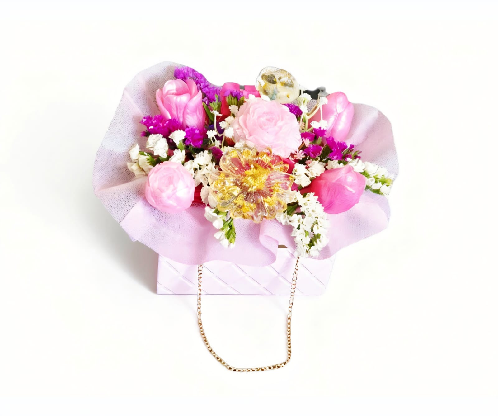 BOUQUET OF FLOWERS IN A PINK BAG. cod.33