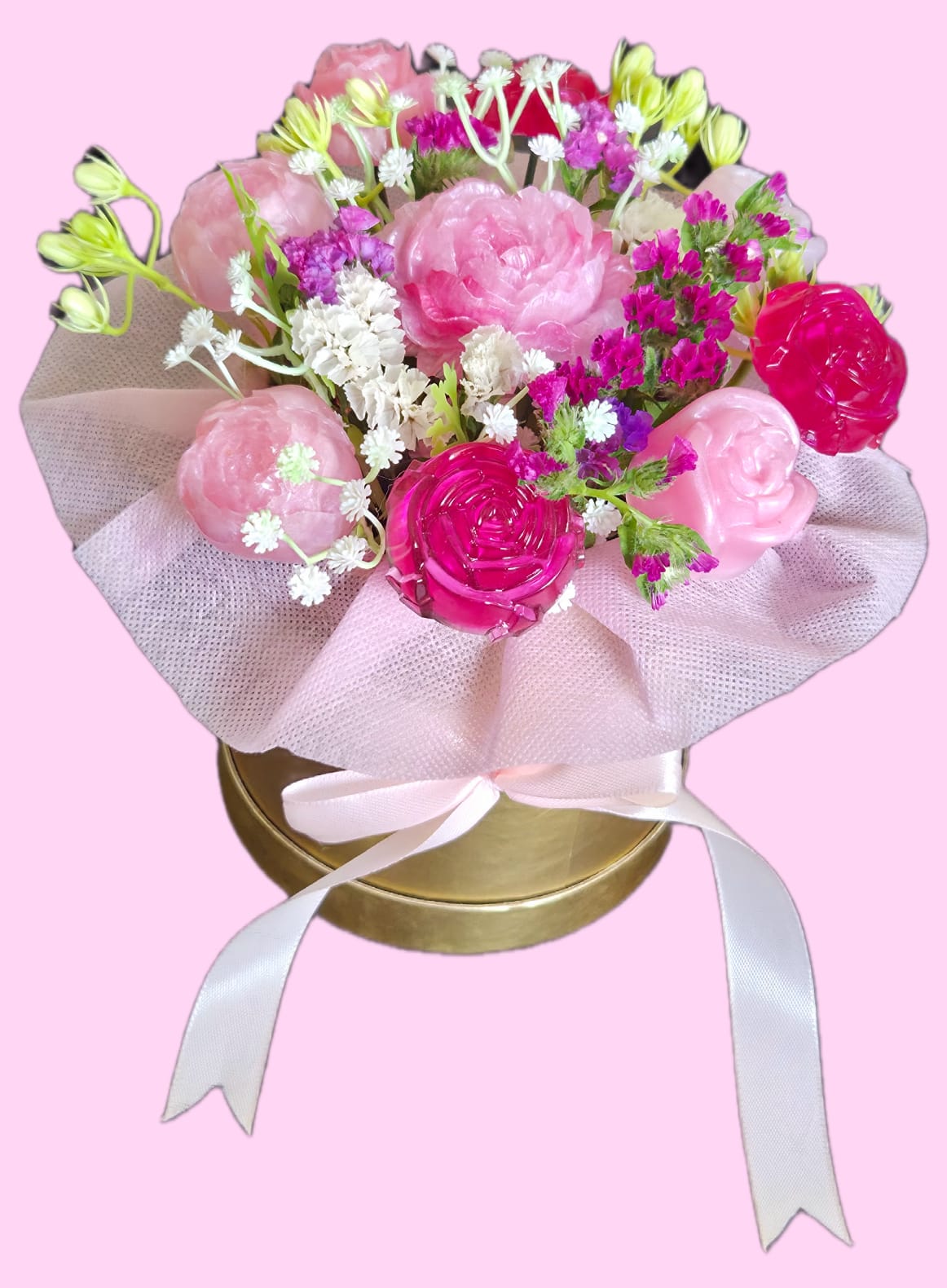 BOUQUET OF FLOWERS IN GOLD BOX. Cod.34