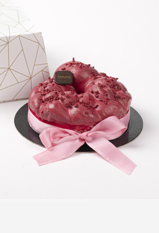 Easter Traditional Tsoureki Red Velvet Flavor