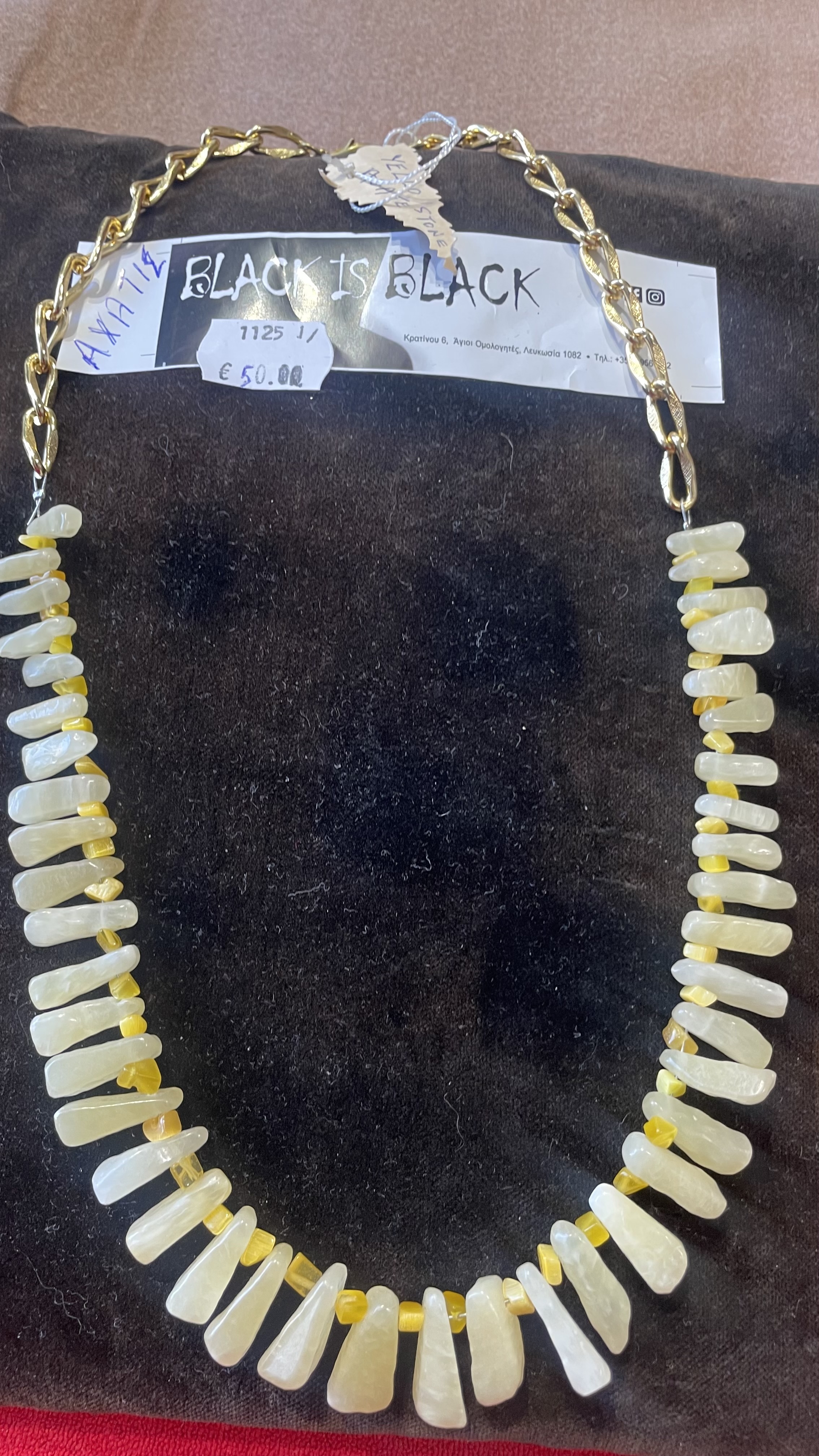 Ahatis Necklace semi precious stones