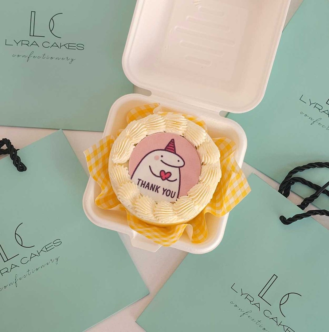 Pistachio with Raspberries Thank You Bento Cake