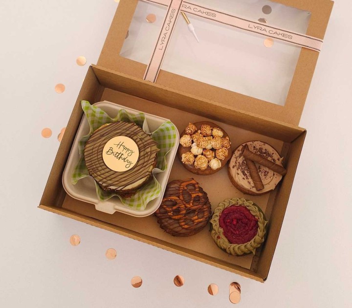 Bento Cheesecake Pistachio Happy Birthday & Cookies