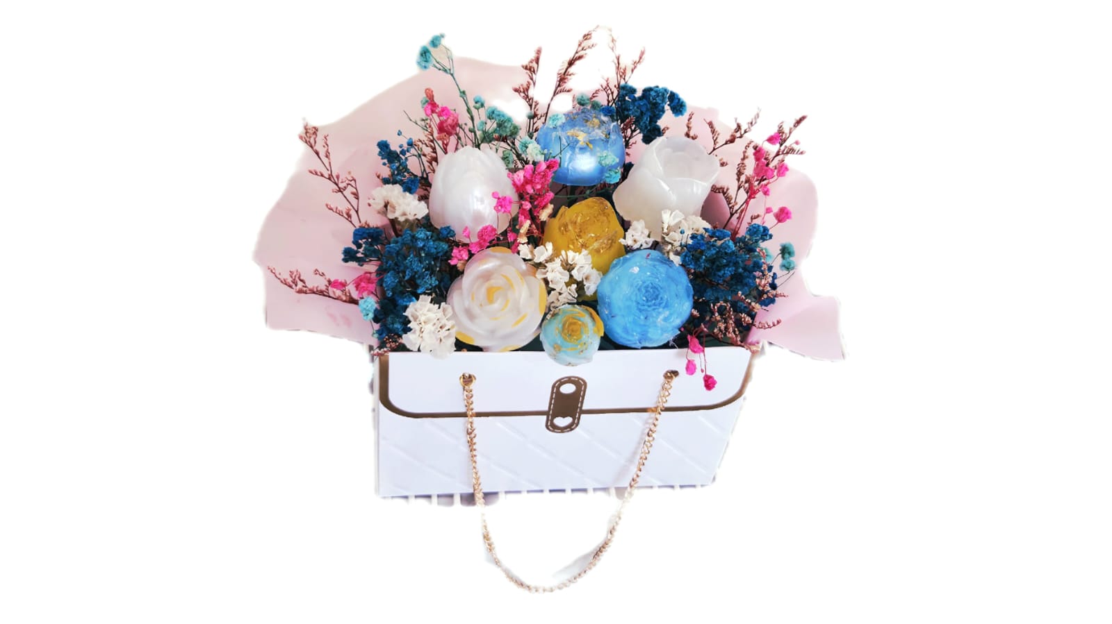 BOUQUET OF HANDMADE FLOWERS IN CHAIN BAG. cod.3