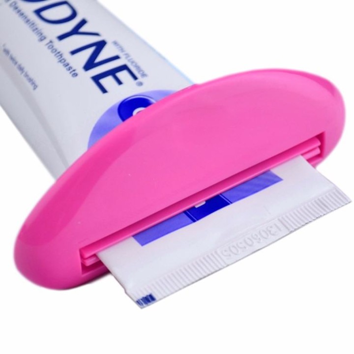 Toothpaste squeezer